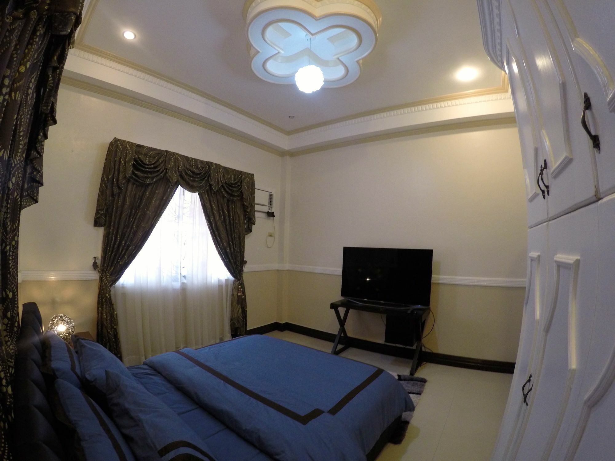 The Executive Villa Inn & Suites Davao Exterior foto